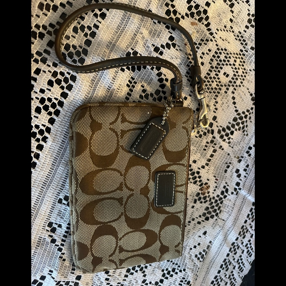 COACH Wristlet wallet